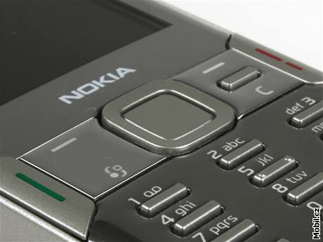 Nokia N82