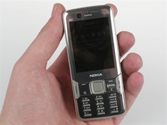 Nokia N82