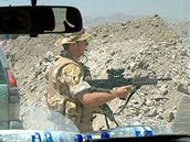 Brittí vojáci v Afghánistánu.