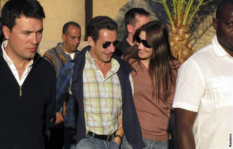 Francouzský prezident Nicholas Sarkozy s pítelkyní Carlou Bruni v Egypt