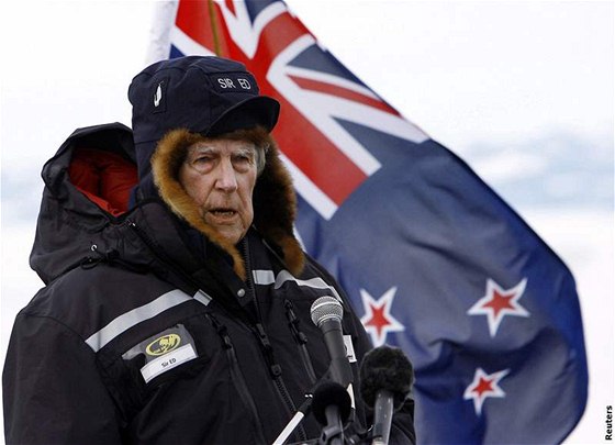 Edmund Hillary na snímku z ledna 2007.