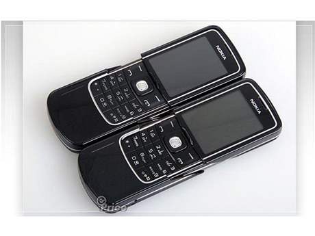 Nokia 8600 Luna - dokonalá kopie