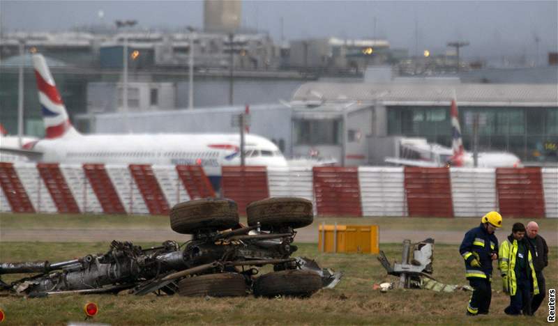 Boeing British Airways po nouzovém pistání na Heathrow