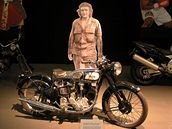 Che Guevara se svým motocyklem