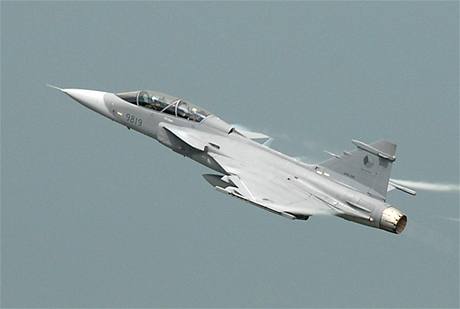 Prodej stíhacích letoun Jas-39 Gripen moná provázela korupce.