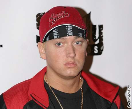 Rapper Eminem se v poslední dob zakulatil do více ne stokilogramové postavy.