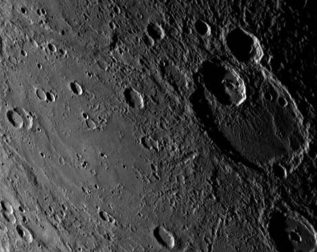 Unikátní pohled na Merkur díky sond Messenger