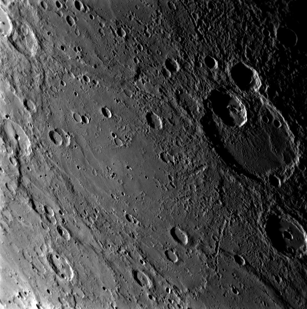 planeta Merkur, kráter