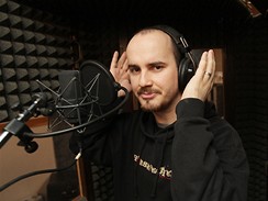 Igor Timko z kapely No Name ve studiu Propast