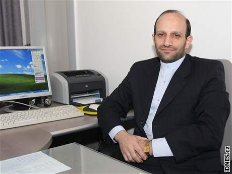 Íránský chargé d'affaires Madíd Nili