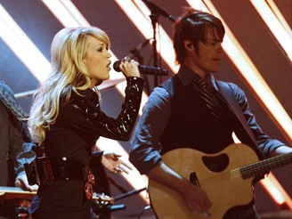 Grammy - Carrie Underwood