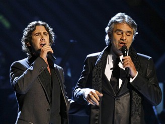 Grammy - Josh Groban a Andrea Bocelli