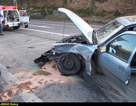 Stet policejn fabie a Opelu Vectra (10.2.2008)