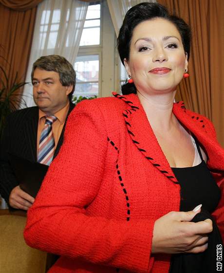 Jana Boboíková se za podpory KSM stala prezidentskou kandidátkou.