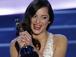 Oscar - Marion Cotillard s cenou pro nejlep hereku za roli ve filmu Edith Piaf