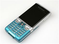 Sony Ericsson C702i