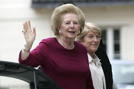 Robertsová prý psala pro StB tajné zprávy o Margareth Thatcherové i o bývalém ministrovi Davidu Mellorovi.