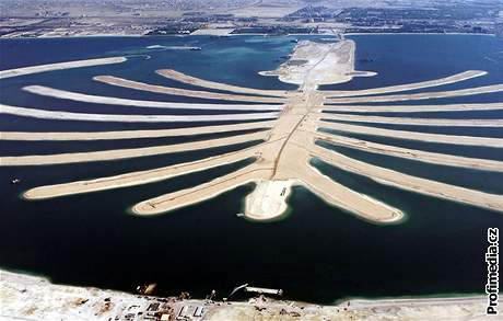 Uml ostrov Palm Island v Dubaji