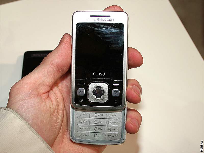 Sony Ericsson T303