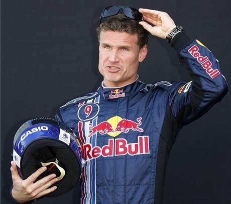David Coulthard se rozhodl, e trochu poradí Lewisi Hamiltonovi.