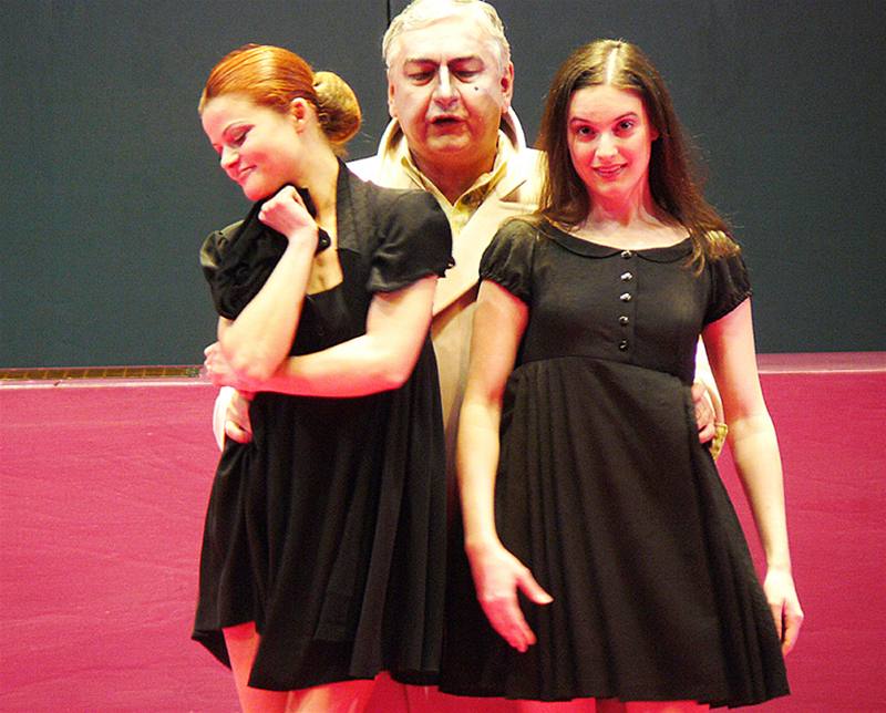 Z inscenace Don Juan - Antonie Talacková, Miroslav Donutil a Magdaléna Borová