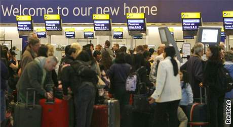 Otevení nového terminálu British Airways na londýnském Heathrow skonilo fiaskem. Ilustraní foto