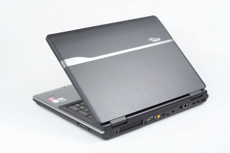 Fujitsu Siemens Amilo Xi 2550