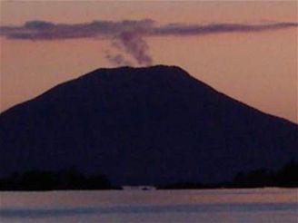 The Eruption of Mount Edgecumbe