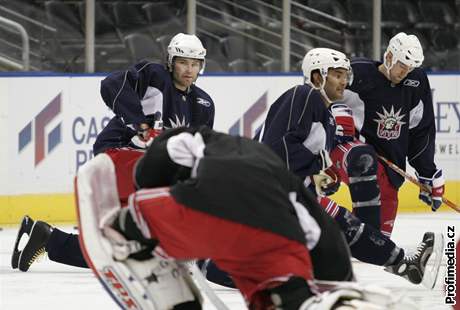 Jaromír Jágr pi tréninku New York Rangers