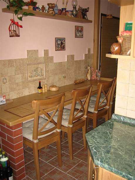 Kuchyn v rustiklnm stylu 