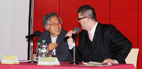 Pednáka historika a profesora Terunobu Fujimoriho v brnnské Redut