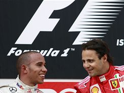 Hamilton (vlevo), Massa