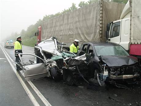 Hromadná nehoda u Hukvald (21. 5. 2008)