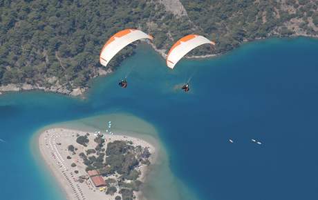 Paragliding