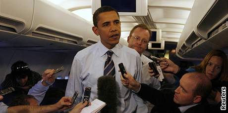 Letadlo s Barackem Obamou na palub muselo neplánovan pistát na letiti v St. Louis.