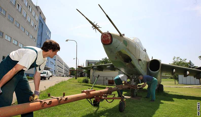 Technické muzeum muselo pesthovat letouny, které ukazovalo návtvníkm na pozemku soukromé firmy