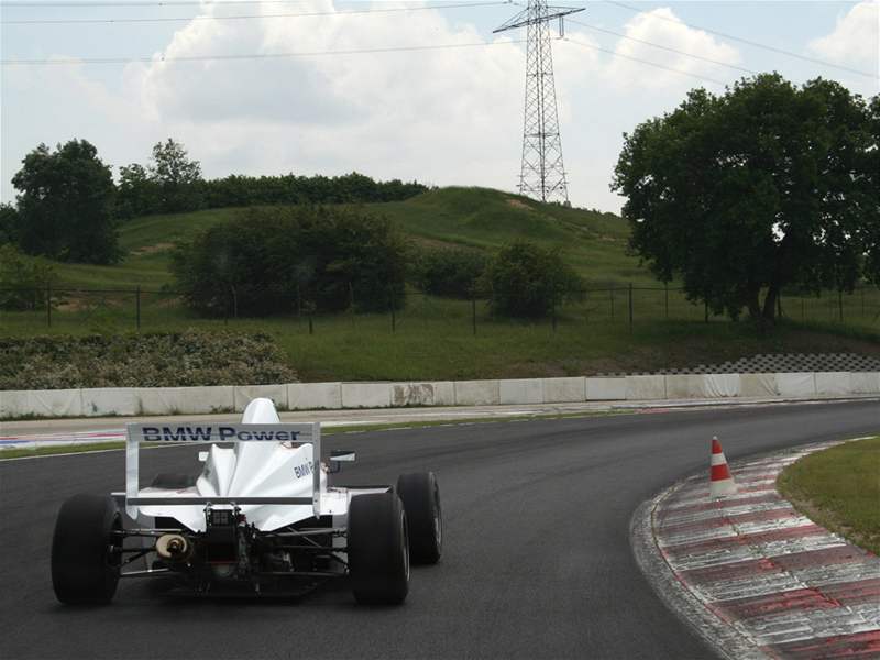 Jízdy monopostem Formula BMW na maarském Hungaroringu