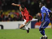 Manchester United - FC Chelsea, Ronaldo (vlevo), Essien