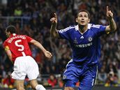 Manchester United - FC Chelsea, Lampard (vpravo)