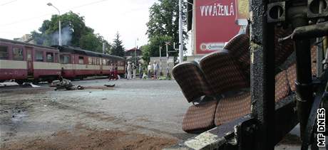 Srka linkovho autobusu s osobnm vlakem v Olomouci