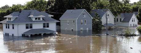 Záplavy suují Spojené státy u od konce kvtna.