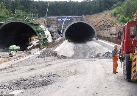 Stavba tunelu na praskm okruhu (18. ervna 2008)