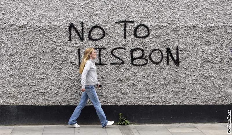 eknte NE. Kampa ped irským referendem o Lisabonské smlouv