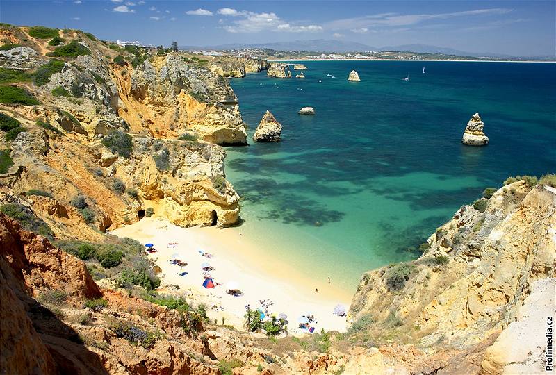 Algarve - jedna z mnoha pláí poblí Albufeiry