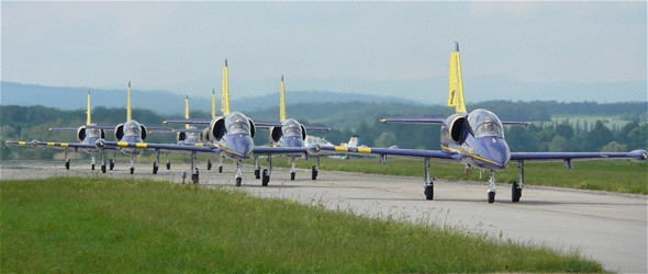 Breitling Jet Team lt na strojch Albatros L-39