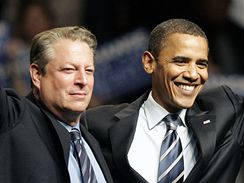 Al Gore s demokratickm kandidtem na prezidenta USA Barackem Obamou