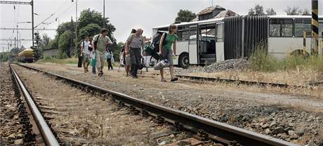 V Sudomi u Tbora nejezdily vlaky, lid museli vyut nhradn autobusovou dopravu.