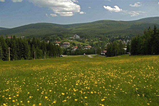 Potomek lechtického rodu se domáhal pozemk v okolí Harrachova.