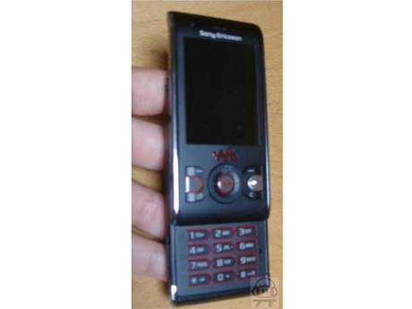 Sony Ericsson W595