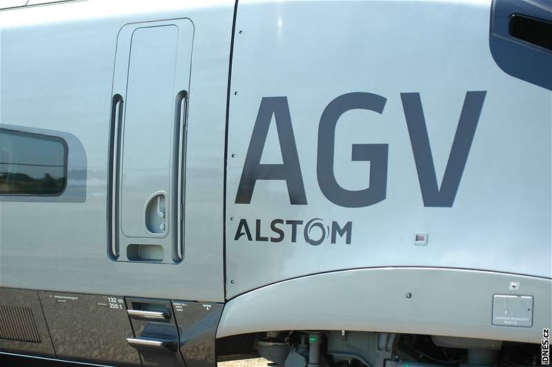 Testování rychlovlaku AGV ve Velimi